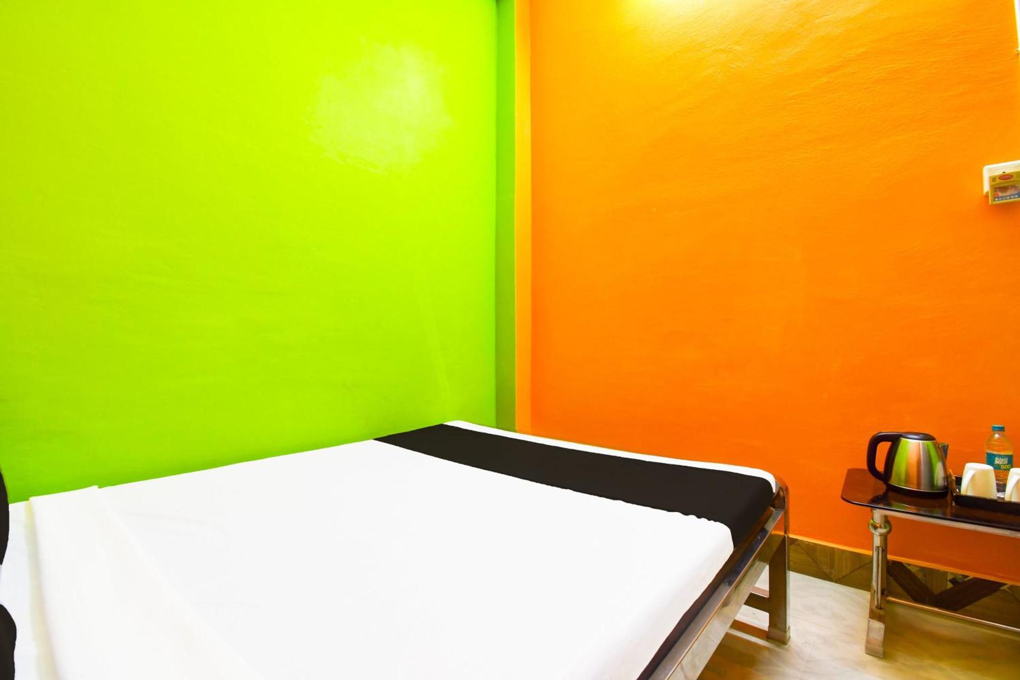 Krishnanagar Hotel O Kali Ma Hotel מראה חיצוני תמונה